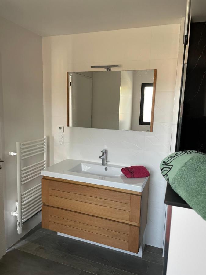Au Charme Des Marees Apartment Lion-sur-Mer Ngoại thất bức ảnh