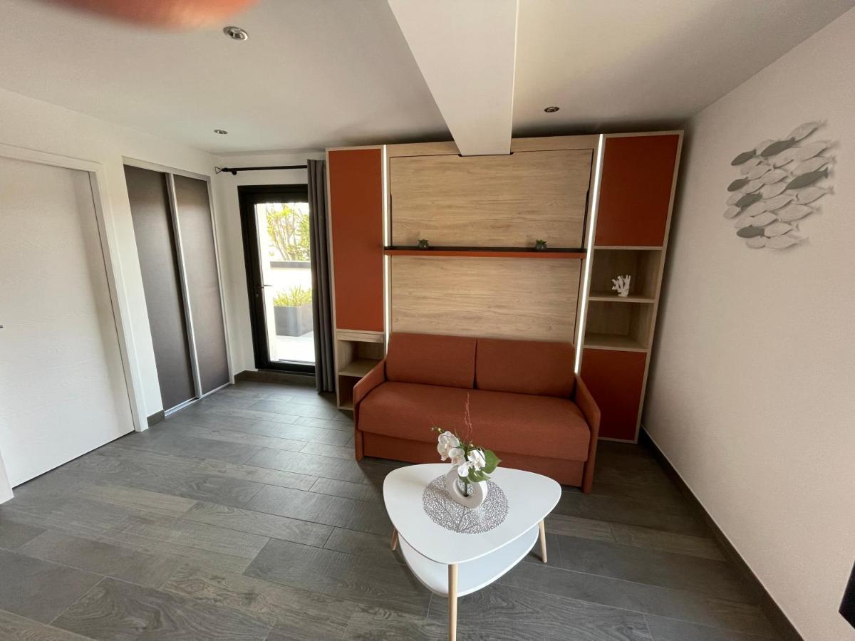 Au Charme Des Marees Apartment Lion-sur-Mer Ngoại thất bức ảnh